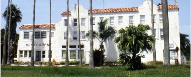 Everglades Inn